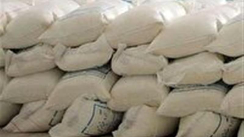 کشف ۲ تن آرد خارج از شبکه در میام