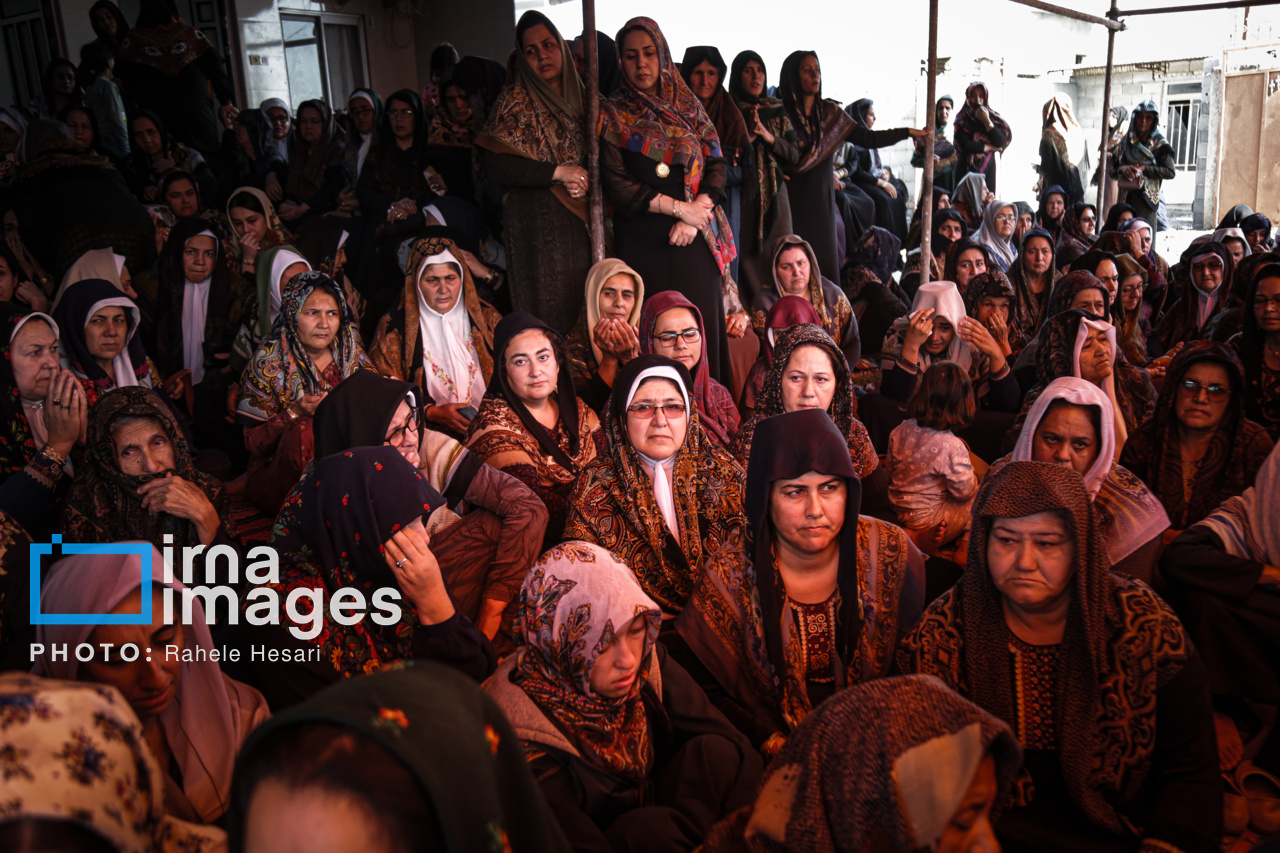 هودی خوانی زنان ترکمن به یاد صابر کاظمی