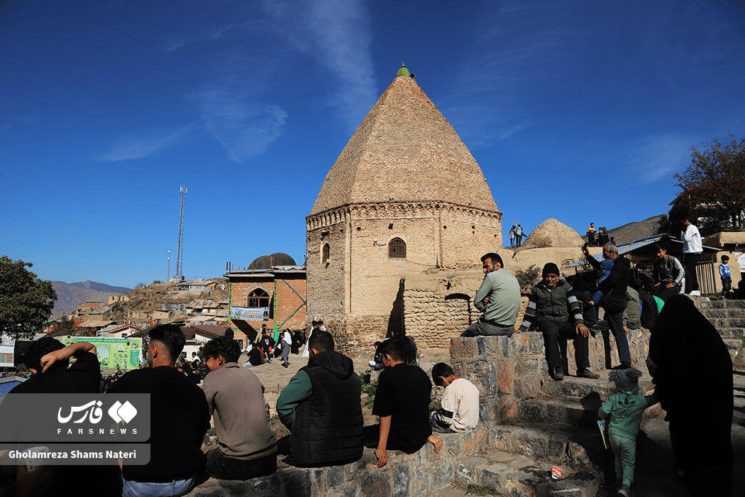 بقعه "سلطان محمدکیا" در روستای صالحان