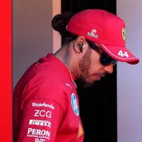 همیلتون به شایعات جدایی از فراری پایان داد