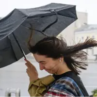 آسیبی که استفاده از یک هدفون به شنوایی میزند