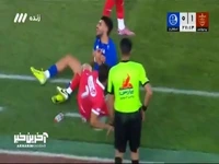 صحنهای عجیب از بی احتیاطی سروش رفیعی که داور حتی به وی ای آر هم نرفت