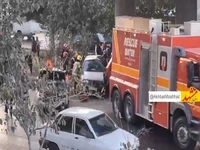 فیلم| نجات شگفتانگیز راننده پراید از دل آهنپارهها در مشهد