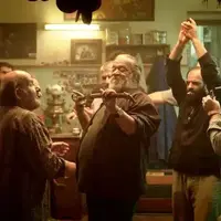 توقیف کنندگان «پیرپسر »، لطفا تشریف ببرید پشتِ بام تا ببینید چه خبر است؟