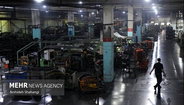 از بانک تا بازار؛ چالشهای نفسگیر تولید در سال ۱۴۰۴