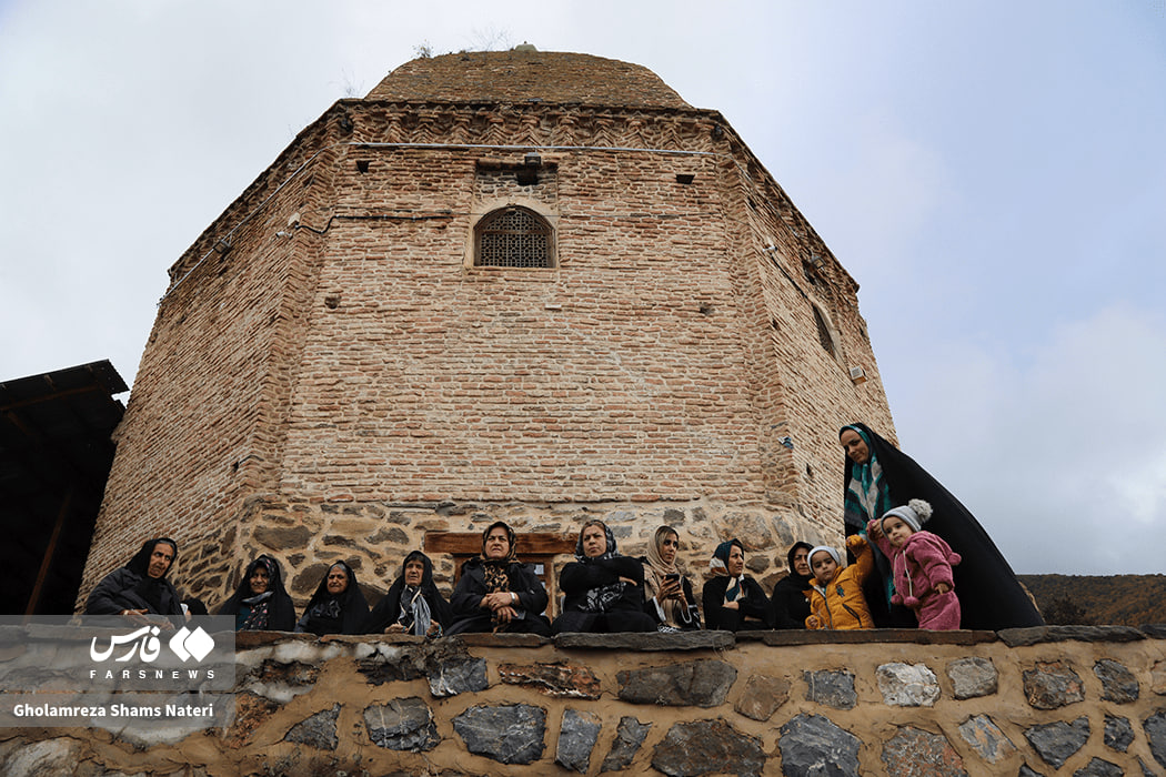 بقعه "سلطان محمدکیا" در روستای صالحان