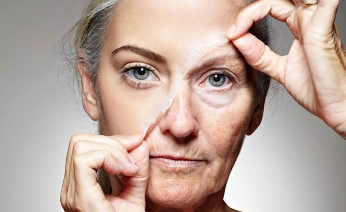 دو پروتئینی که اگر کاهش پیدا کنند باعث پیری پوست میشوند