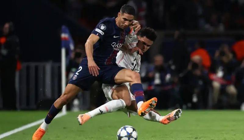 انتقاد کروس از تصمیم داور برای اخراج ستاره بایرن مونیخ