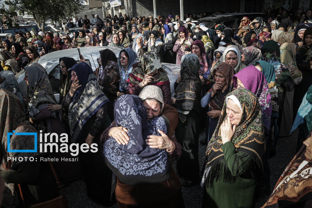 هودی خوانی زنان ترکمن به یاد صابر کاظمی