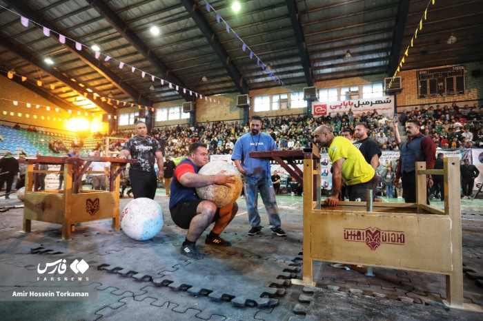مسابقات قویترین مردان ایران در ملایر