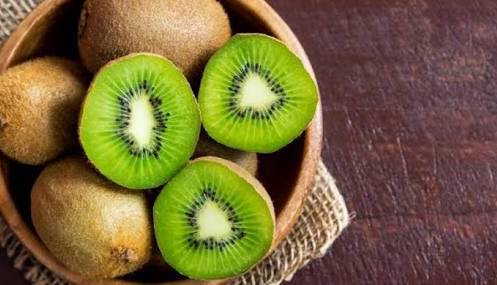 میوهای که قبل خواب، آرامتان میکند