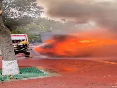 مسابقات هیجان انگیز و دیدنی آتش نشانها