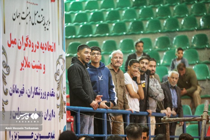 مسابقات قویترین مردان ایران در ملایر