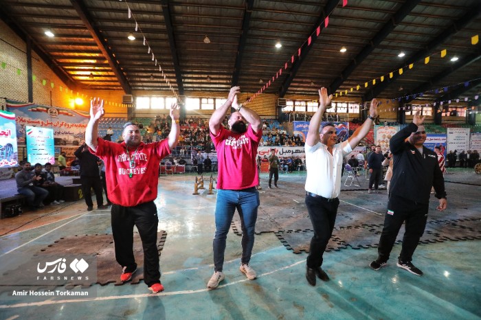 مسابقات قویترین مردان ایران در ملایر