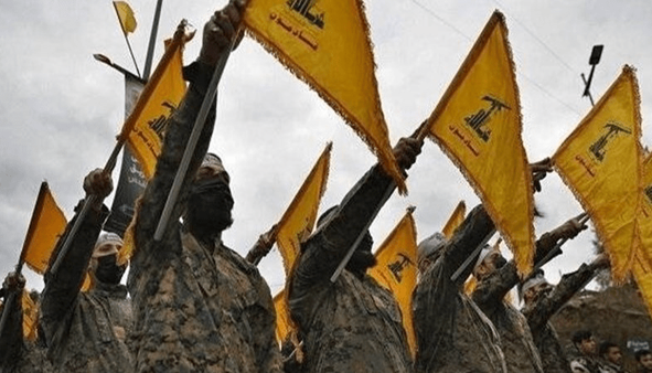 نماینده حزبالله: برای دفاع از لبنان از کسی اجازه نمیگیریم