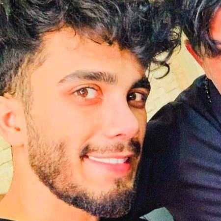 وقتی مهراد جم نمیخواد اشاره ای به دنیا جهانبخت بشه!