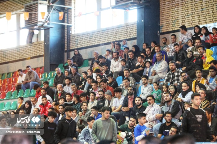 مسابقات قویترین مردان ایران در ملایر