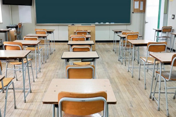 برنامه‌ریزی برای تغییر ساعت فعالیت مدارس خوزستان در روز‌های آلوده