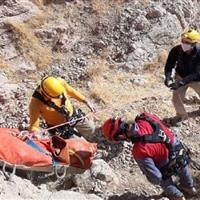 حوادث سقوط از کوه در استان مرکزی ۱۳ درصد افزایش یافت