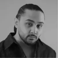 شنونده آهنگ «آبی» با صدای نوان باشید