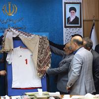 پیراهن تیم ملی فوتسال دانش‌آموزان رونمایی شد/ نگاه راهبردی به ورزش مدارس