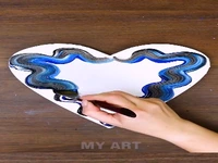 نقاشی زندان تنه درختان