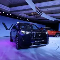 خودروسازان ژاپنی از چین دل میکنند و به هند رو میآورند