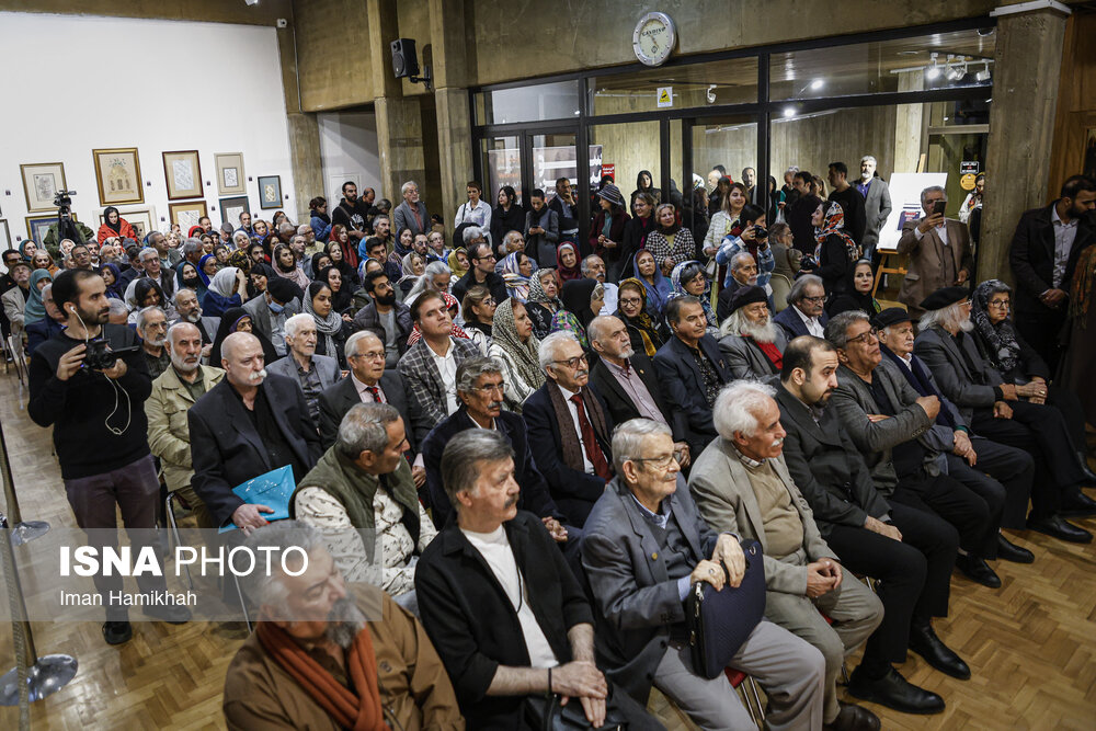 سومین نمایشگاه بزرگ آثار هنرهای تجسمی هنرمندان پیشکسوت