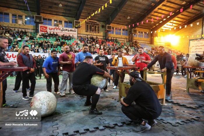 مسابقات قویترین مردان ایران در ملایر
