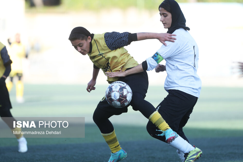 هفته هشتم لیگ برتر فوتبال بانوان؛ فرا ایساتیس کران - سپاهان