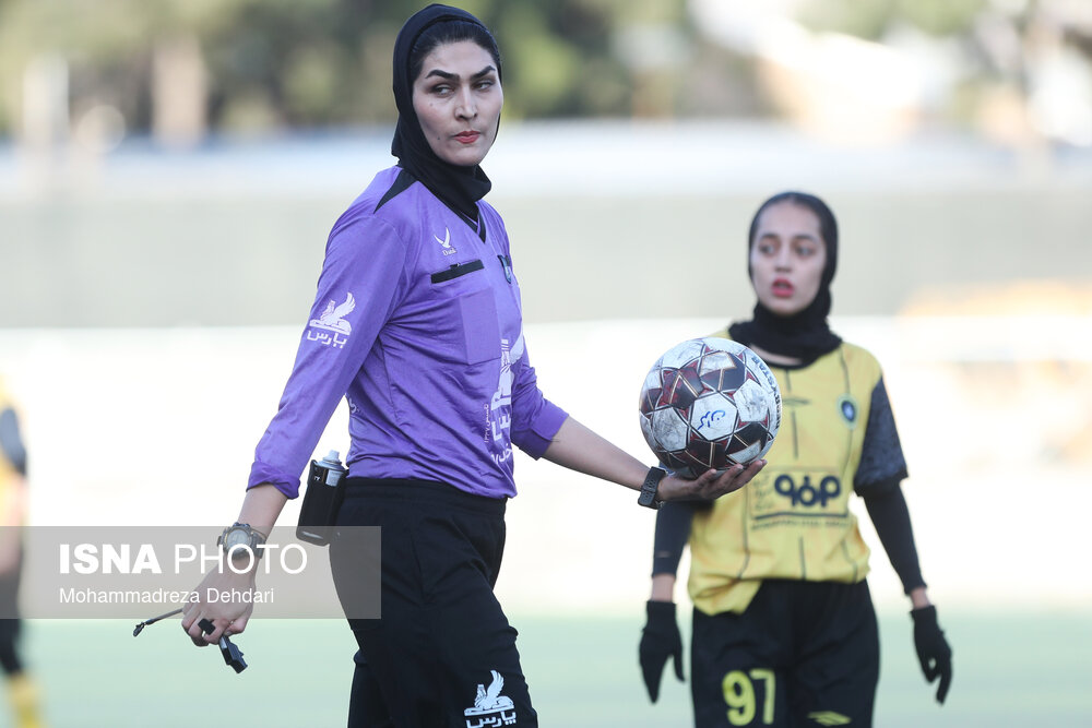 هفته هشتم لیگ برتر فوتبال بانوان؛ فرا ایساتیس کران - سپاهان