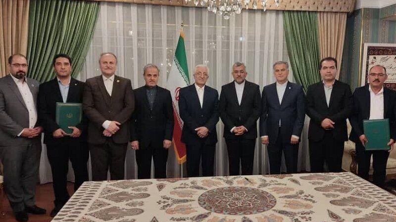 امضای قرارداد استقرار مرکز دائمی عرضه محصولات خراسانشمالی در عشقآباد