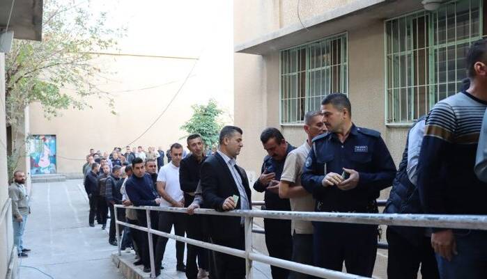 نخستین دور رأی‌گیری در انتخابات پارلمانی عراق به روایت تصویر