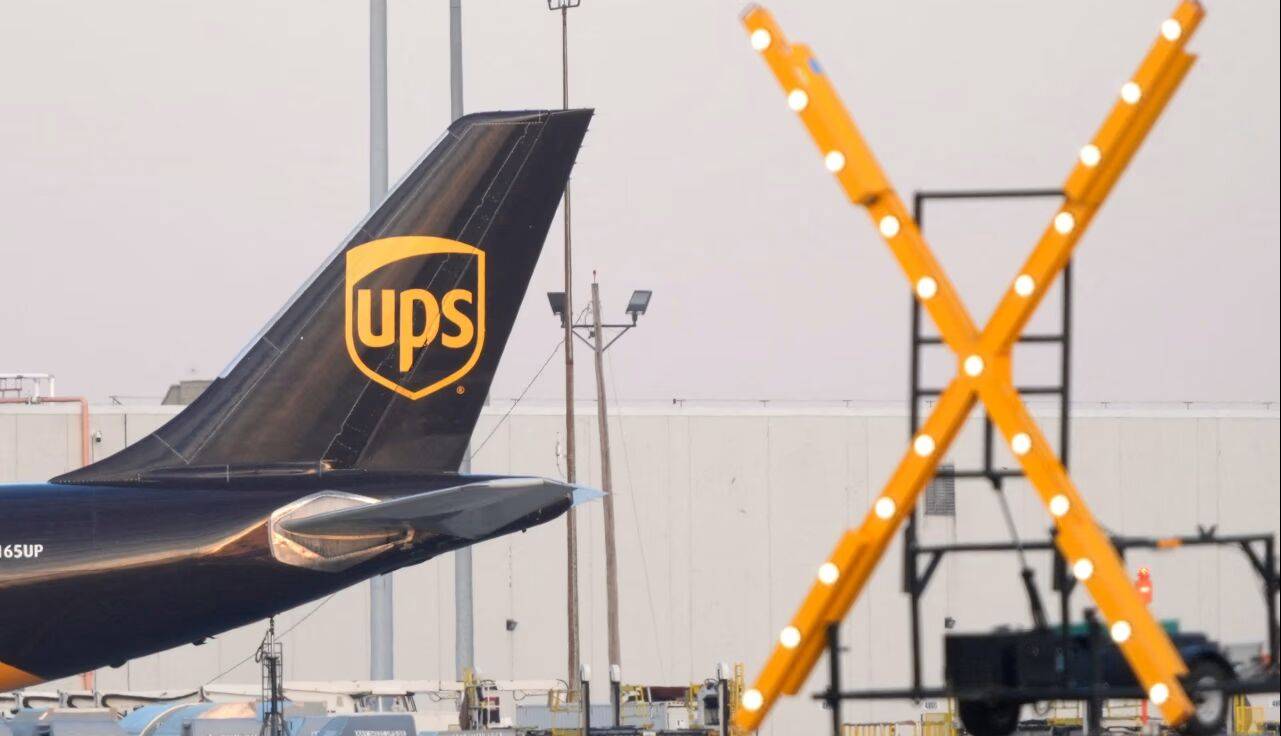 فاجعه در کنتاکی؛ پرواز هواپیماهای «اِمدی-۱۱» در آمریکا ممنوع شد