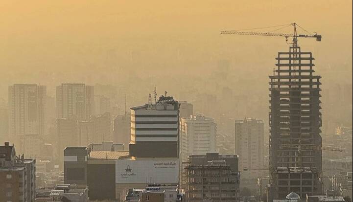 هوای تبریز برای گروههای حساس ناسالم است