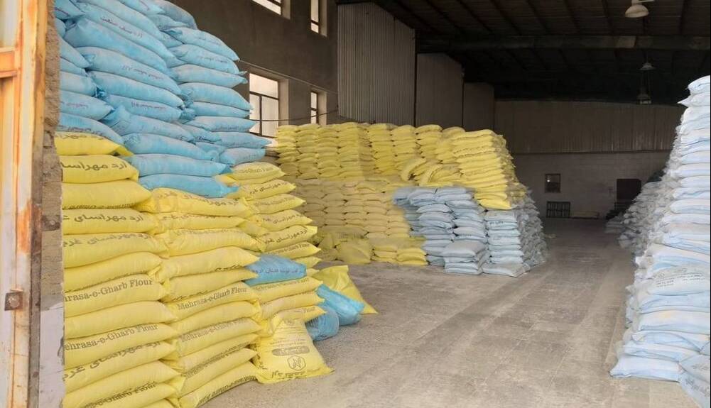 محکومیت عرضه کننده خارج از شبکه آرد در اهواز به پرداخت جریمه