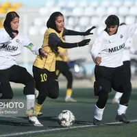 هفته هشتم لیگ برتر فوتبال بانوان؛ فرا ایساتیس کران - سپاهان