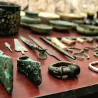 ۲۰۰ اثر تاریخی بوشهر از چنگ قاچاقچیان درآمد