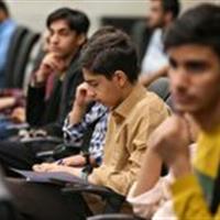 استاندار زنجان بهعنوان پیشرو در ساماندهی امور جوانان