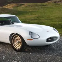 بازگشت جگوار E تایپ؛ ترکیب ویژگی‌های مدرن با وزن زیر یک تن