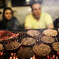 غذاهای خیابانی تهدیدی برای سلامت افراد