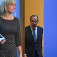 طومار لاوروف پس از 21 سال پیچیده میشود؟