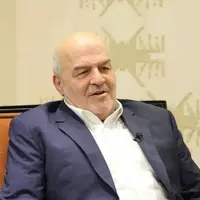 کلانتری: اگر قانون نوشتن بلد نیستیم، قانون نویس از خارج بیاوریم!