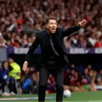 جنگ تمام نشدنی؛ سیمئونه پای وینی را وسط کشید