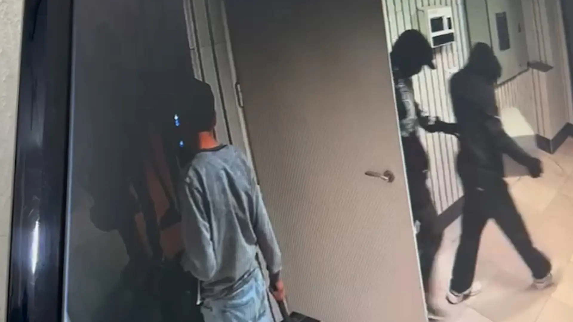 حرفهایترین سرقت خانگی اخیر؛ دزدی 10 میلیاردی در 35 دقیقه