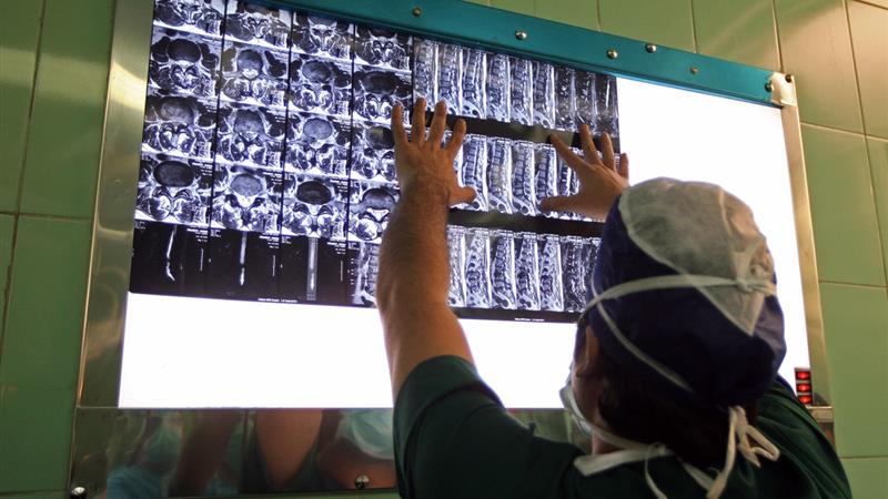 بیش از ۸۰ درصد بیماریهای ستون فقرات نیاز به عمل جراحی ندارد