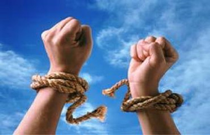 آزادی یک زندانی با ۳۲۰ میلیارد ریال بدهی در قزوین