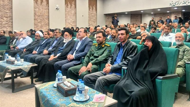 شهید قهاری سعید به معنای واقعی کلمه متقی بود