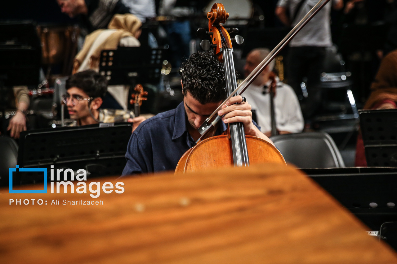 تمرین ارکستر سمفونیک تهران