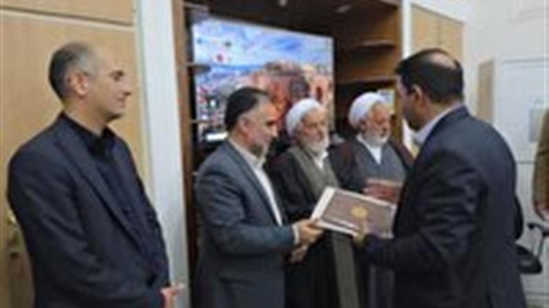 معرفی بخشدار جدید ندوشن